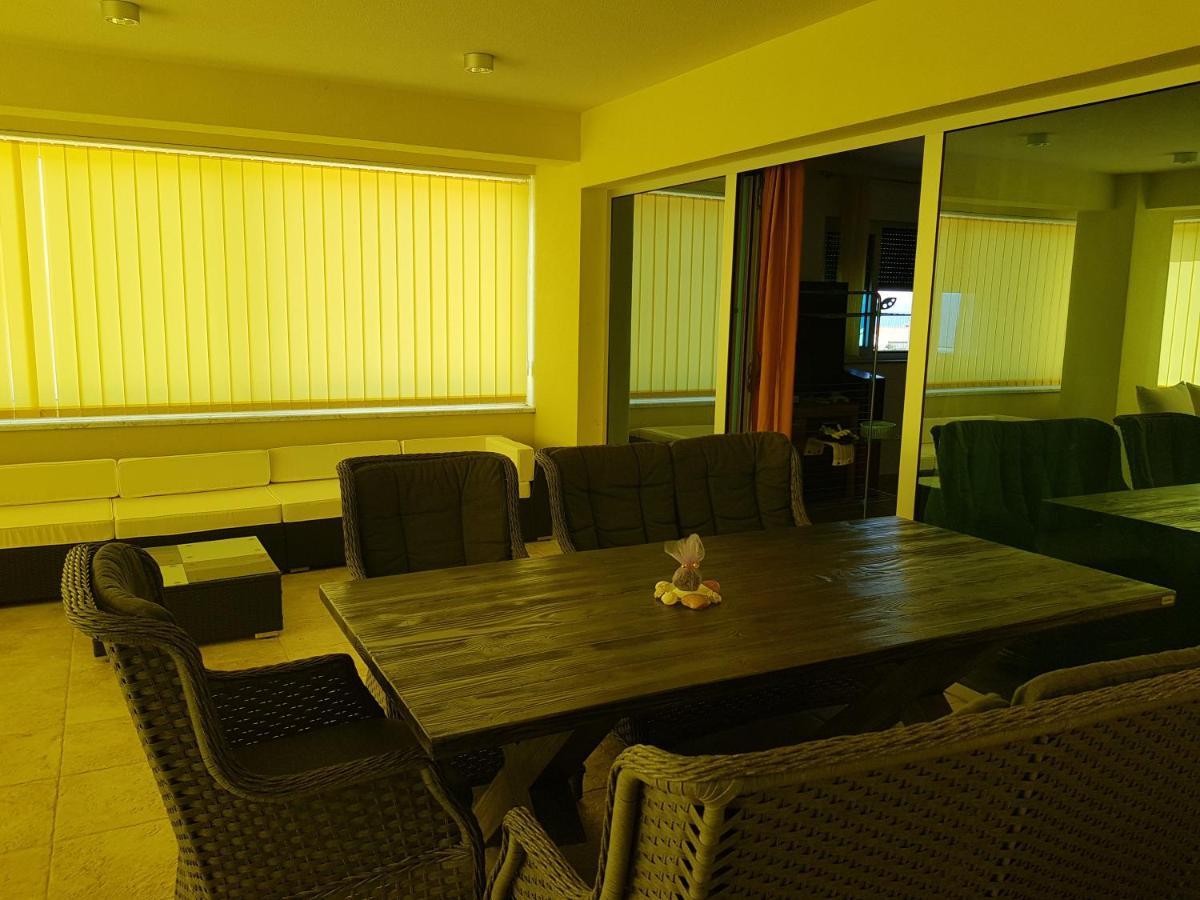 Yellow Cube Kožino Zewnętrze zdjęcie